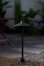 Shadowcap LED Path Light – Minimalist Outdoor Garden Lamp in Black