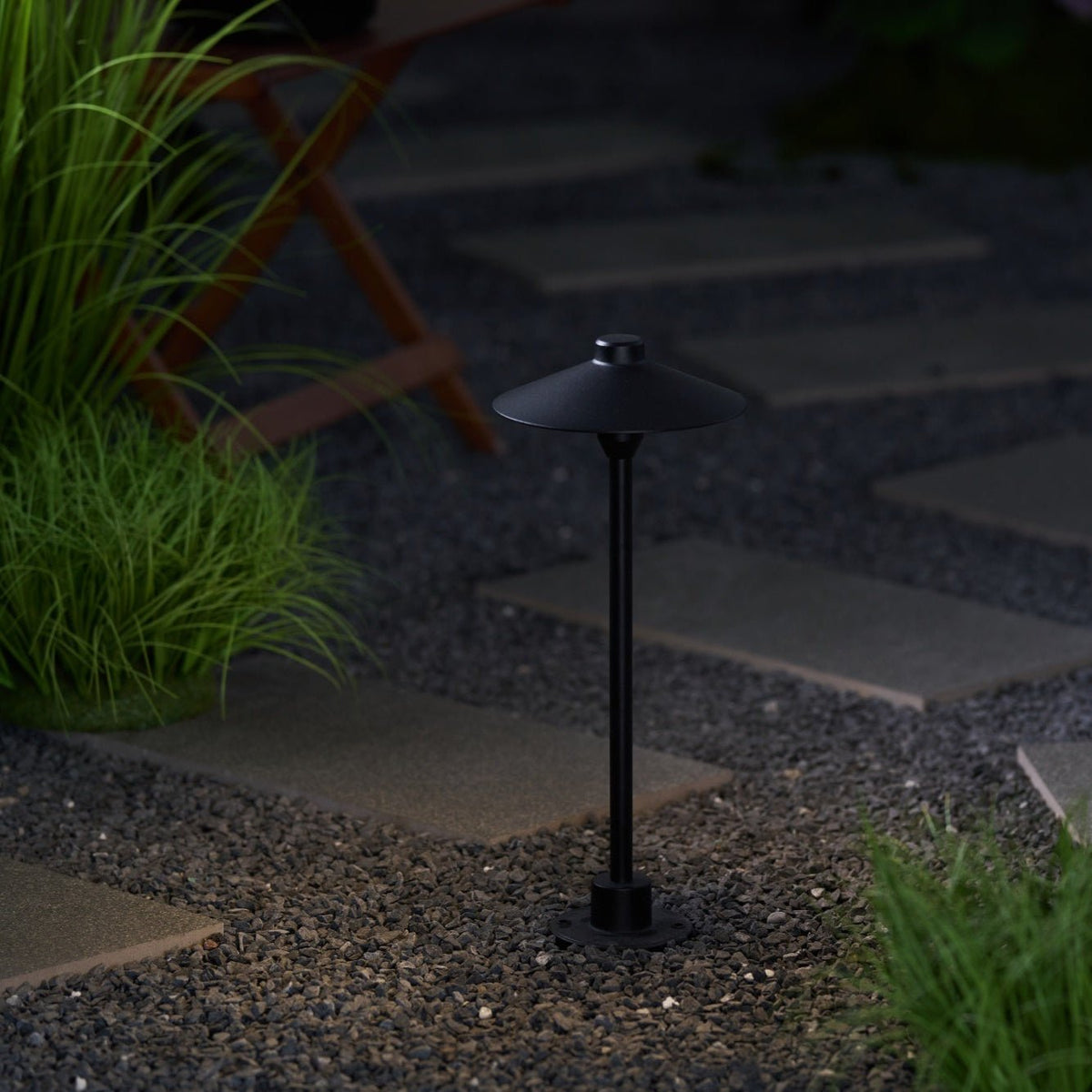 Shadowcap LED Path Light – Minimalist Outdoor Garden Lamp in Black