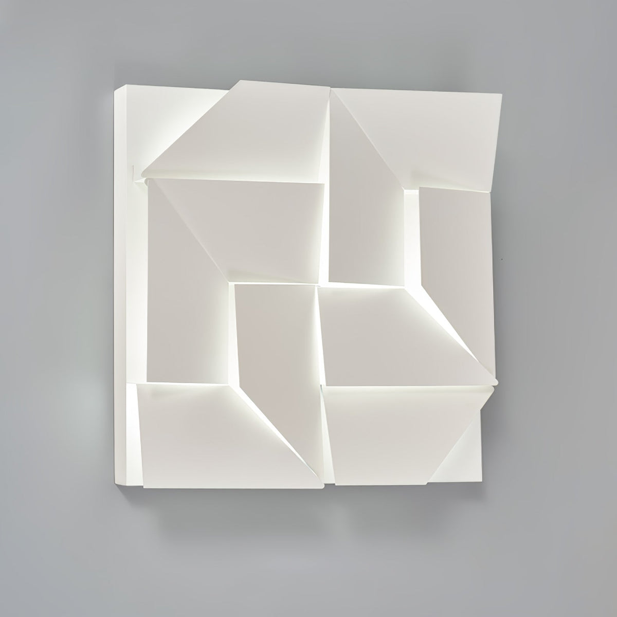 Shadows Charging Grand Sconce