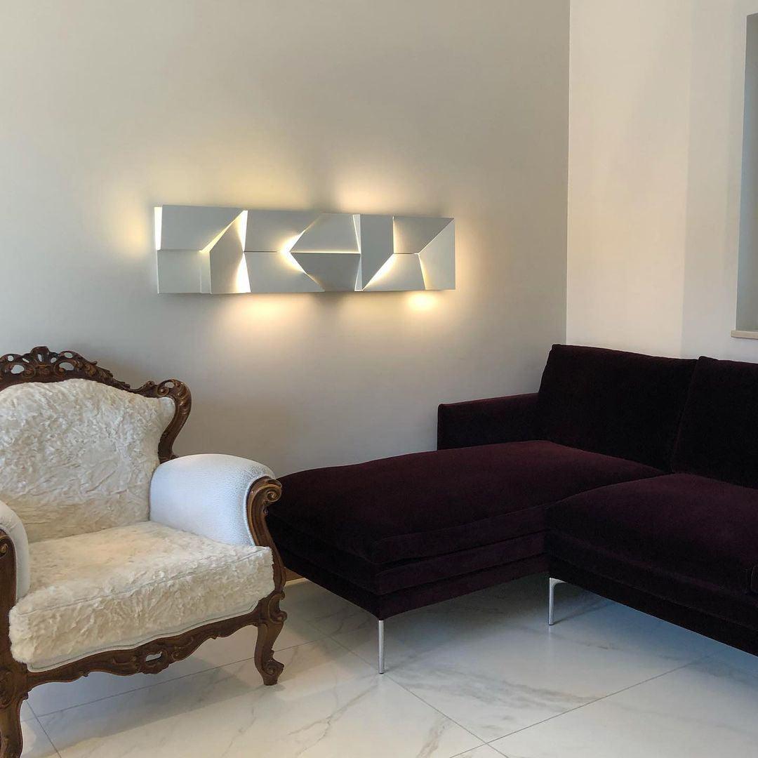 Shadows Charging Grand Sconce