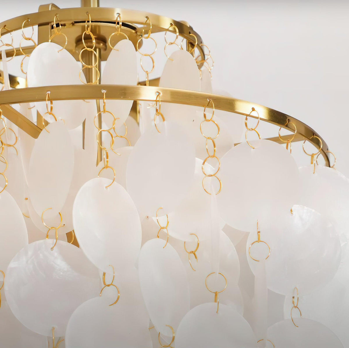 shell-chandelier