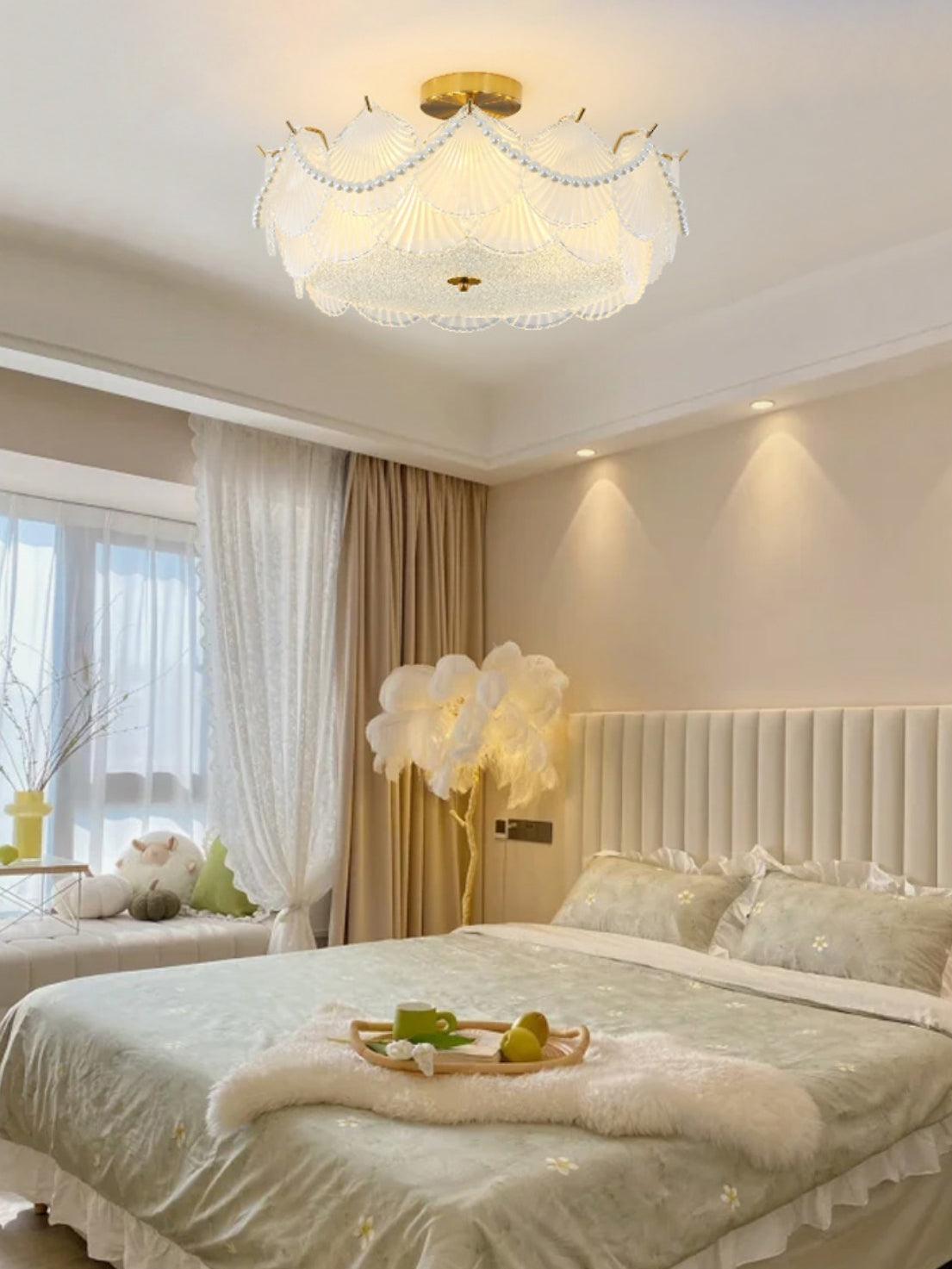 shell-glass-ceiling-lamp