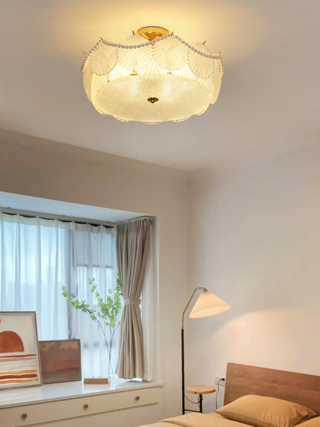 shell-glass-ceiling-lamp