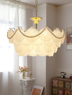 shell-pearl-chandelier