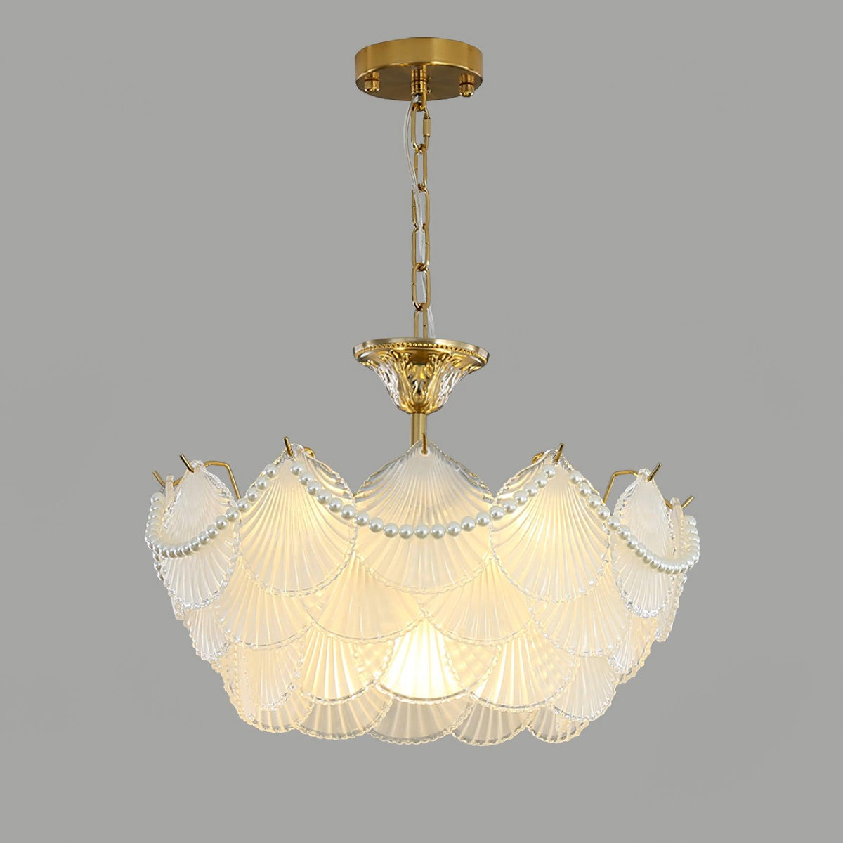 shell-pearl-chandelier