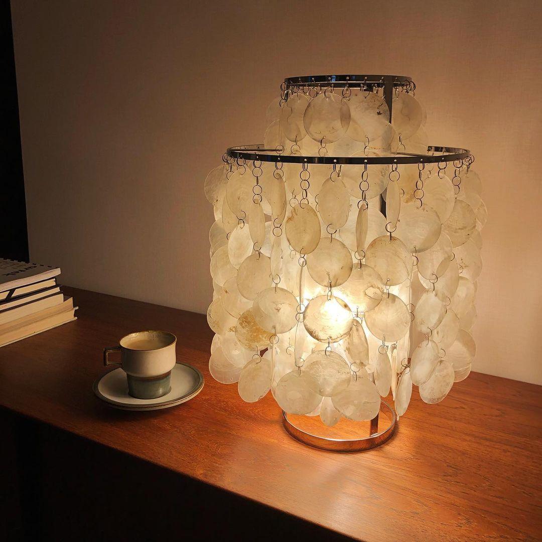 shell-table-lamp