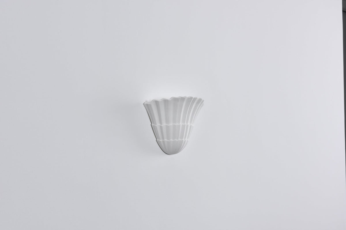 Shella Sculptural Wall Sconce in White Plaster for Modern Interiors