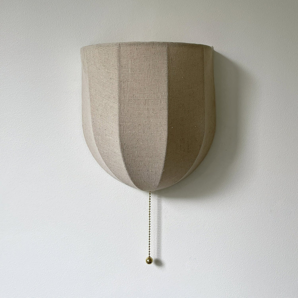 sienna-linen-wall-sconce