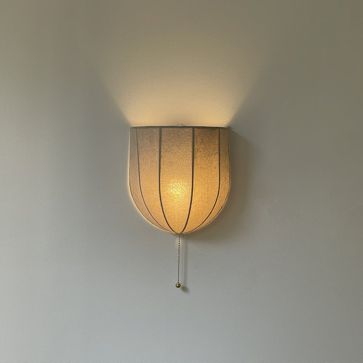 sienna-linen-wall-sconce
