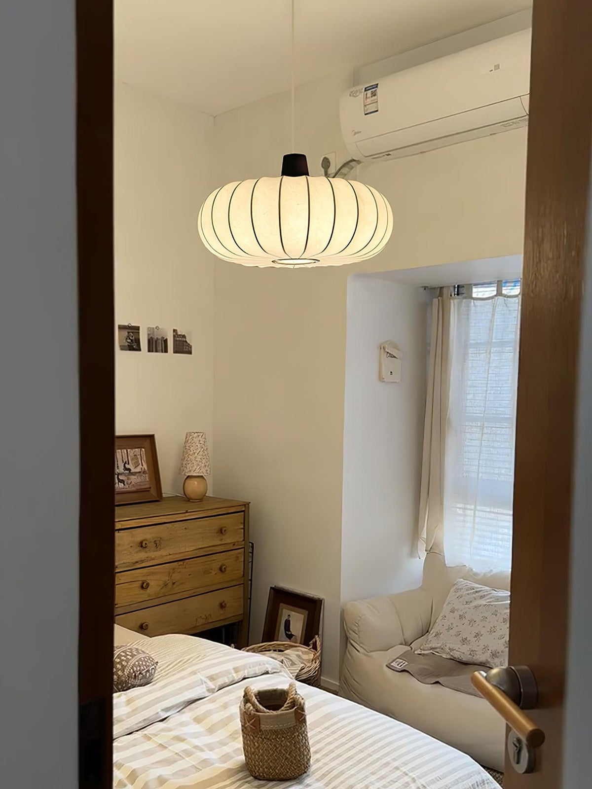 silk-lantern-pendant-light