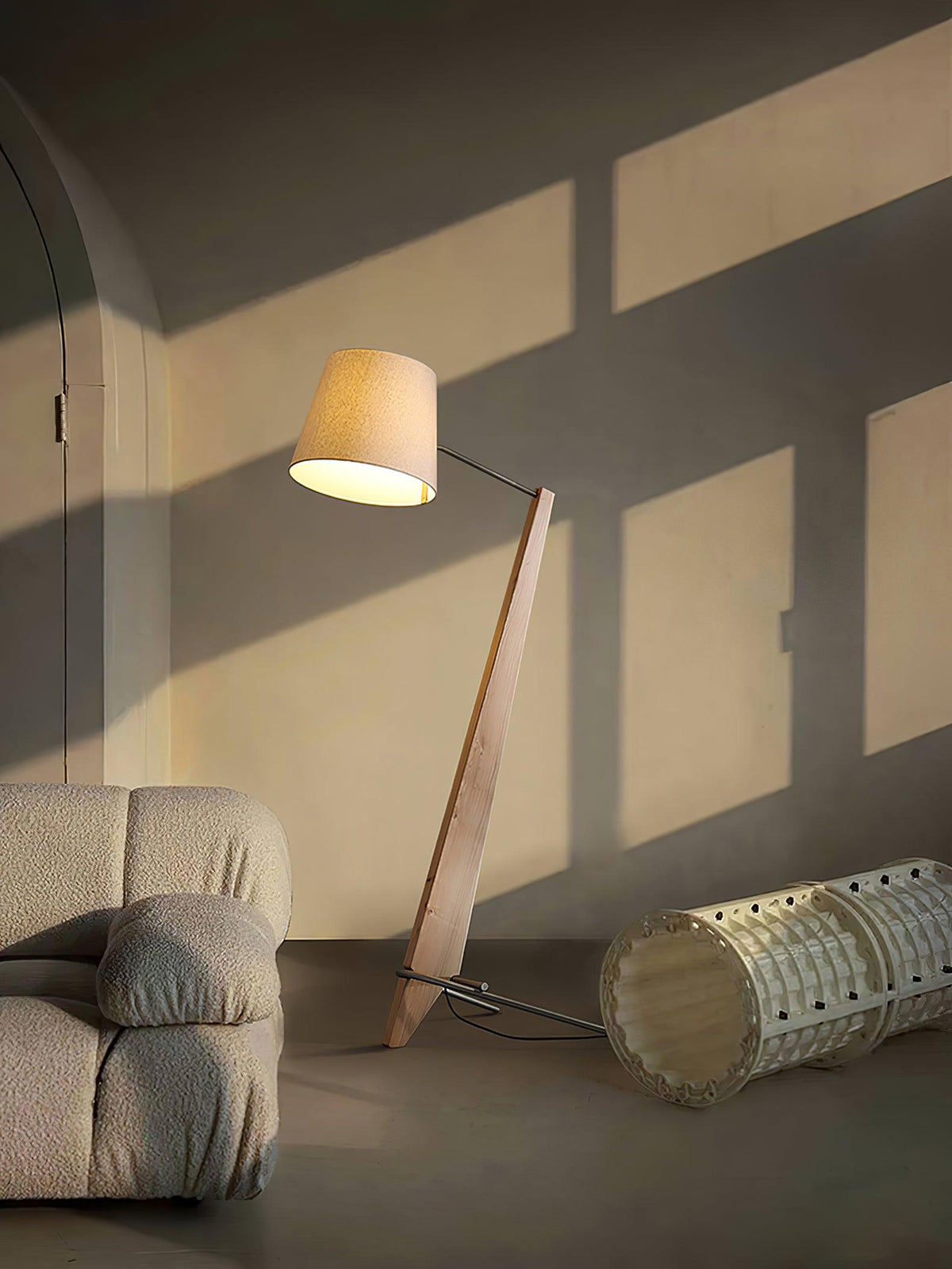 silva-giant-floor-lamp