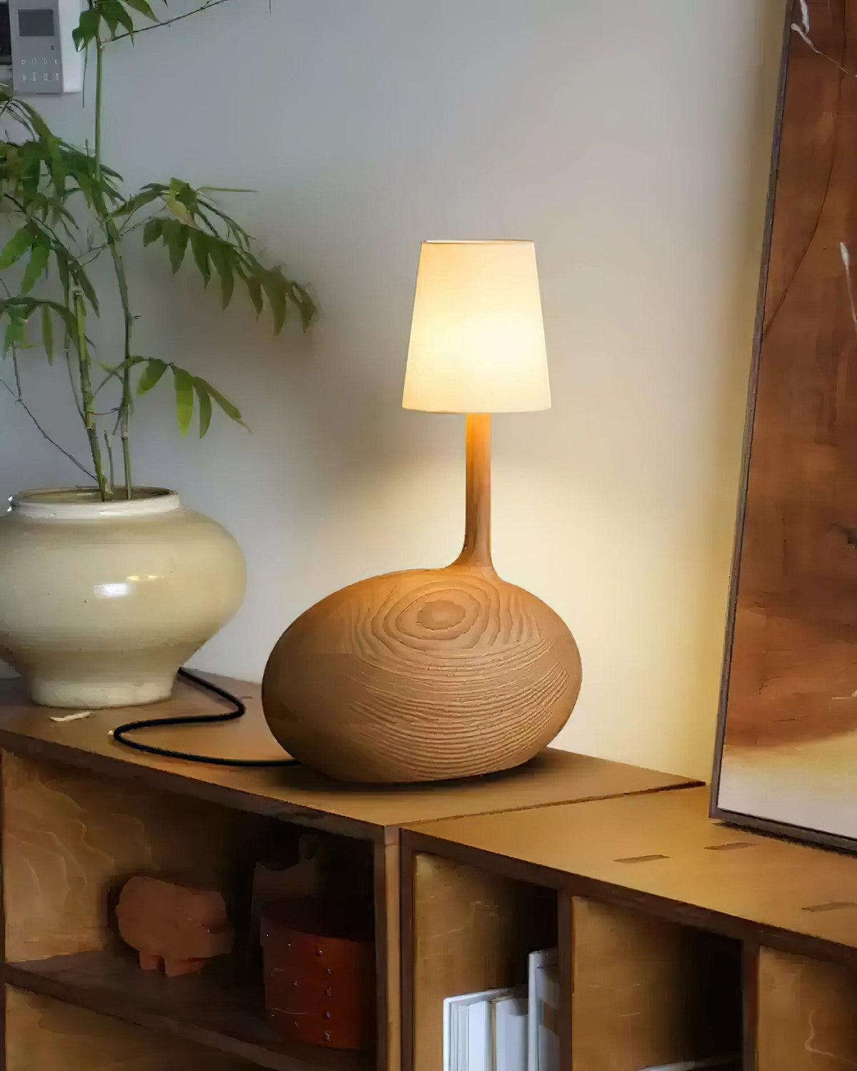 snail-table-lamp