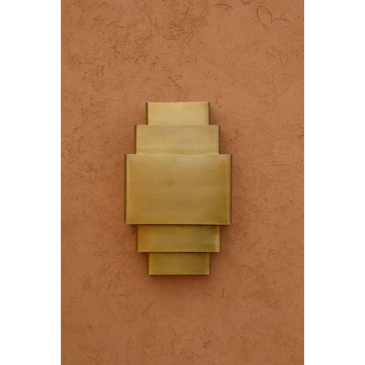 sofia-brass-wall-lamp