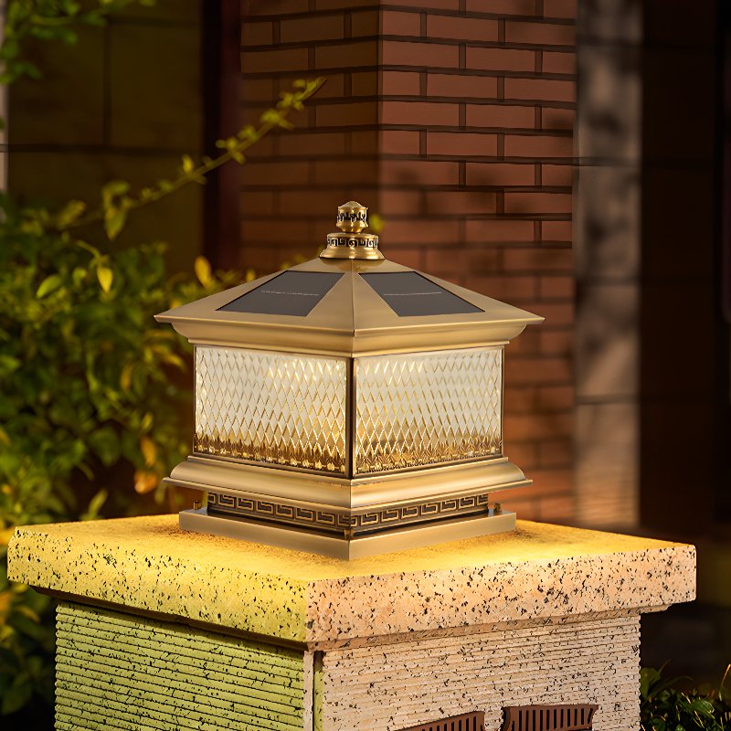 Diamond Solar Post Light for Pathways & Gardens – Modern LED Outdoor Lamp