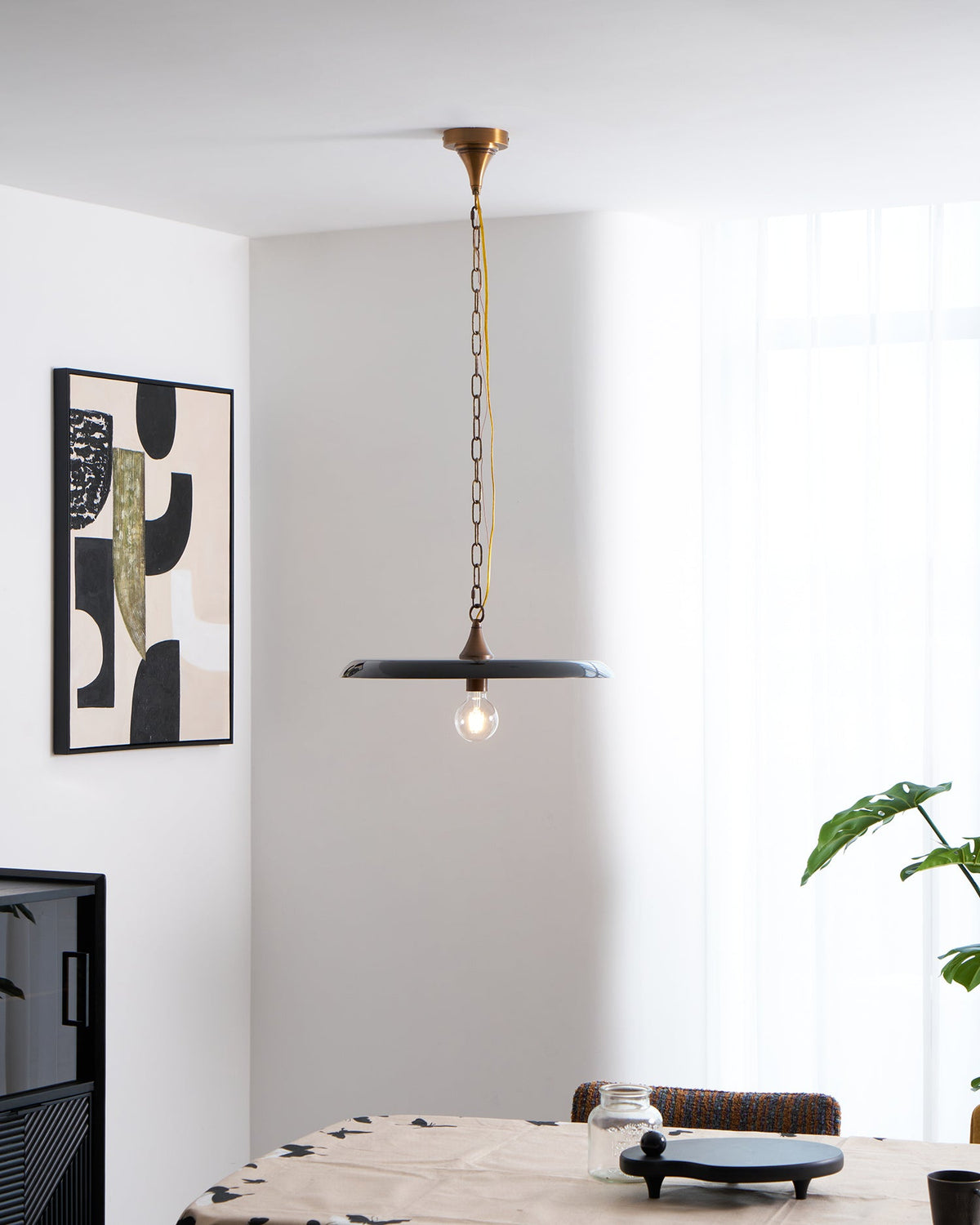 solara-disc-pendant-lamp