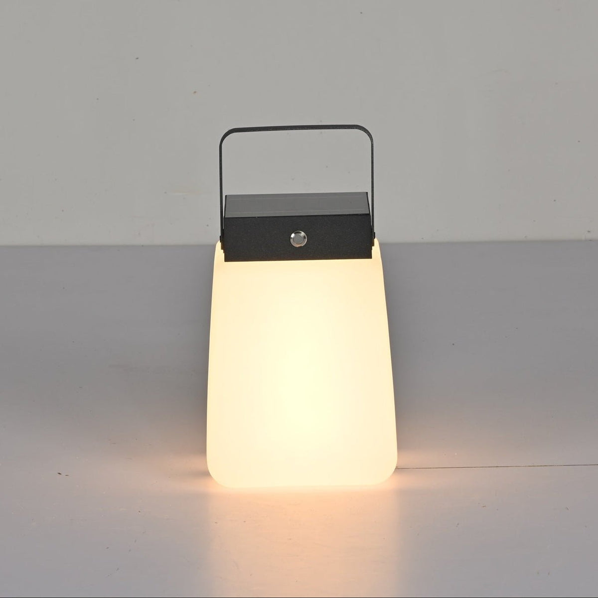 Solara Edge Lantern — Modern Solar-Powered Outdoor Lamp with Remote Control