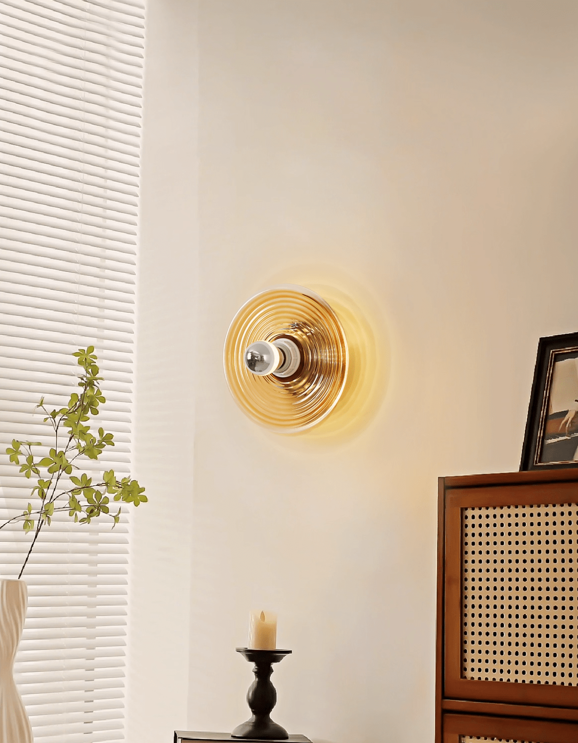Solaris Nodo Wall Sconce in Amber Glass and Chrome