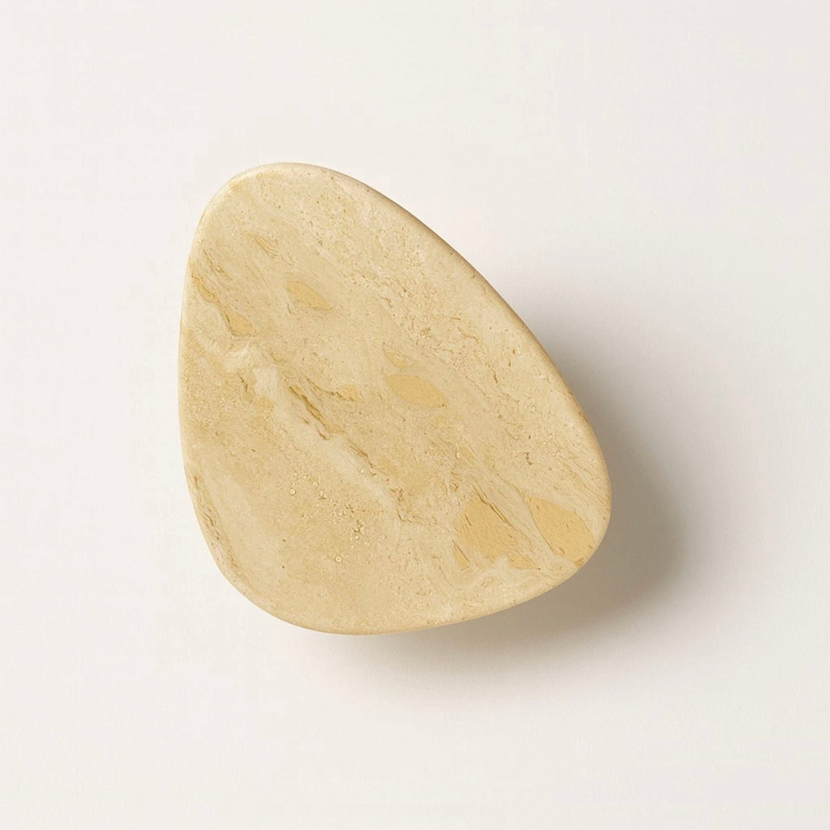 Sole Wall Hook in Natural Onyx – Sculptural Stone Coat Hook for Entryways and Bedrooms
