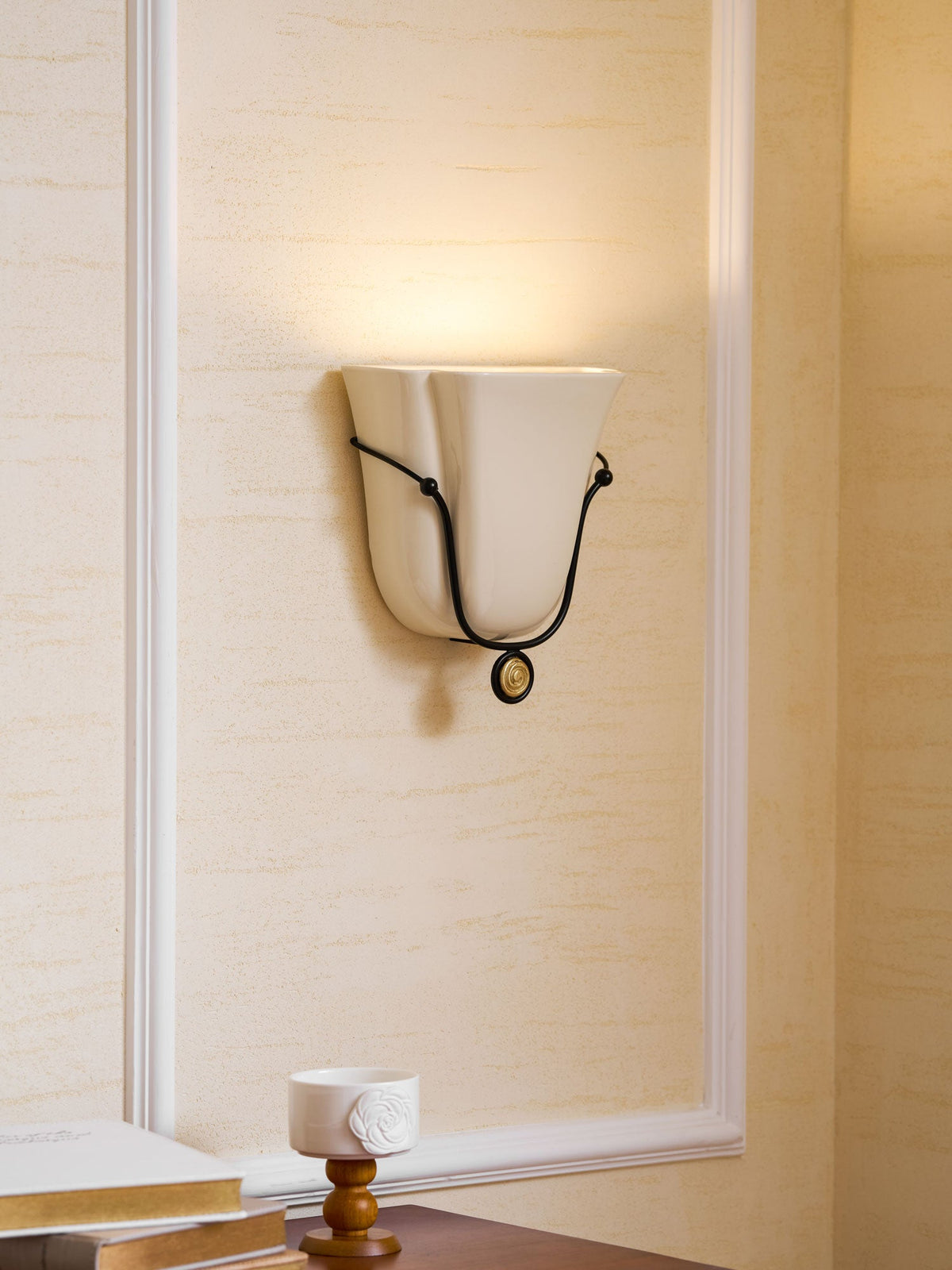 Solenne Ceramic Shell Wall Sconce in Glazed Finishes