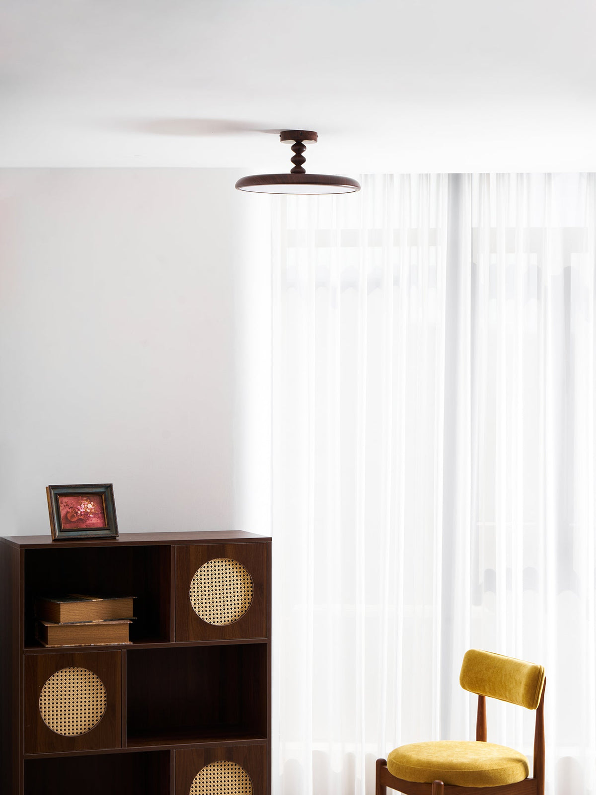soluna-wood-ceiling-light