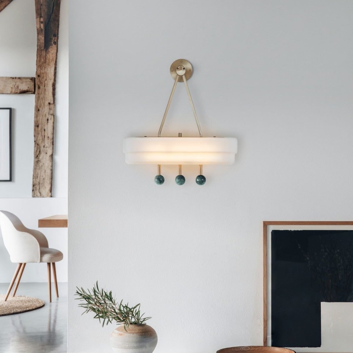 Spate Wall Light