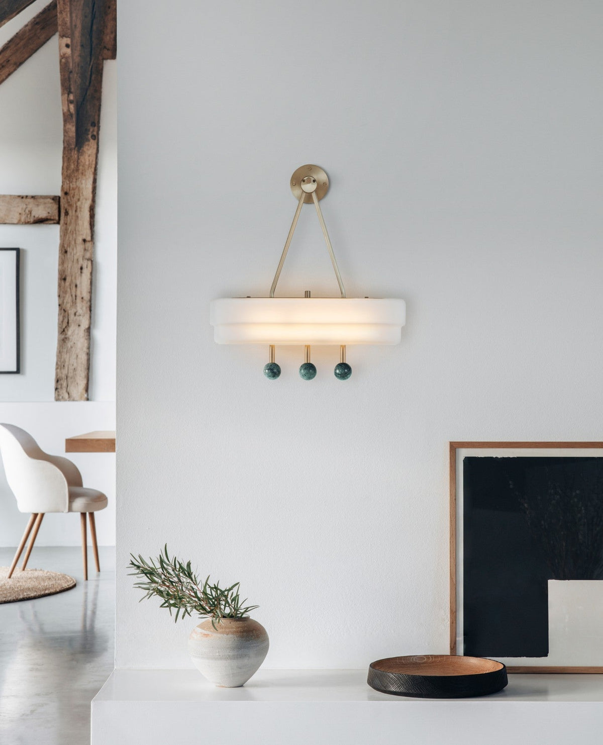 Spate Wall Light
