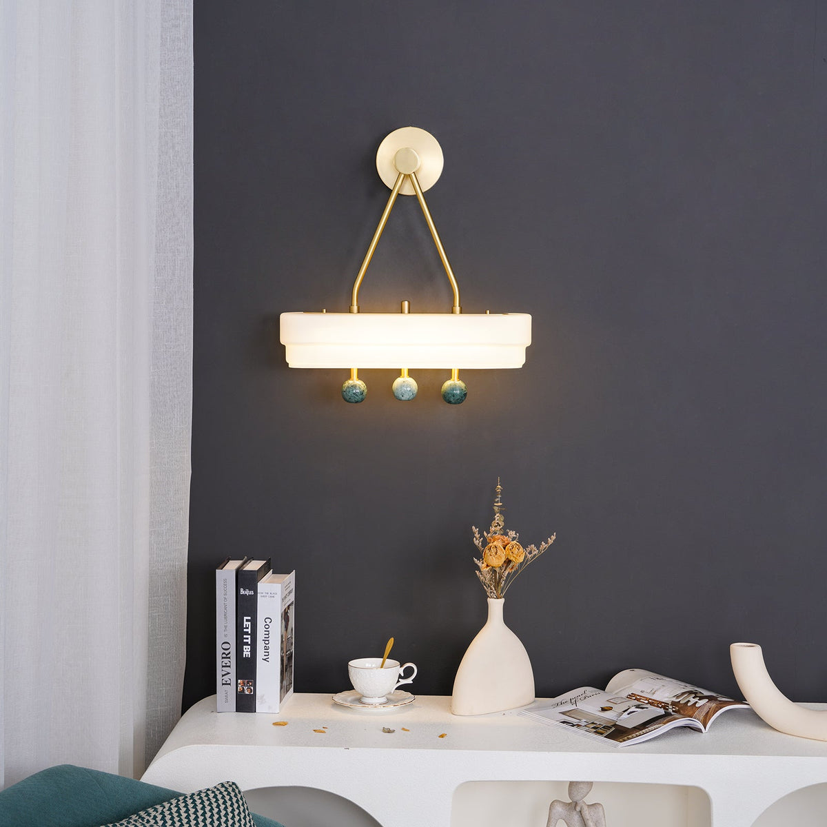 Spate Wall Light