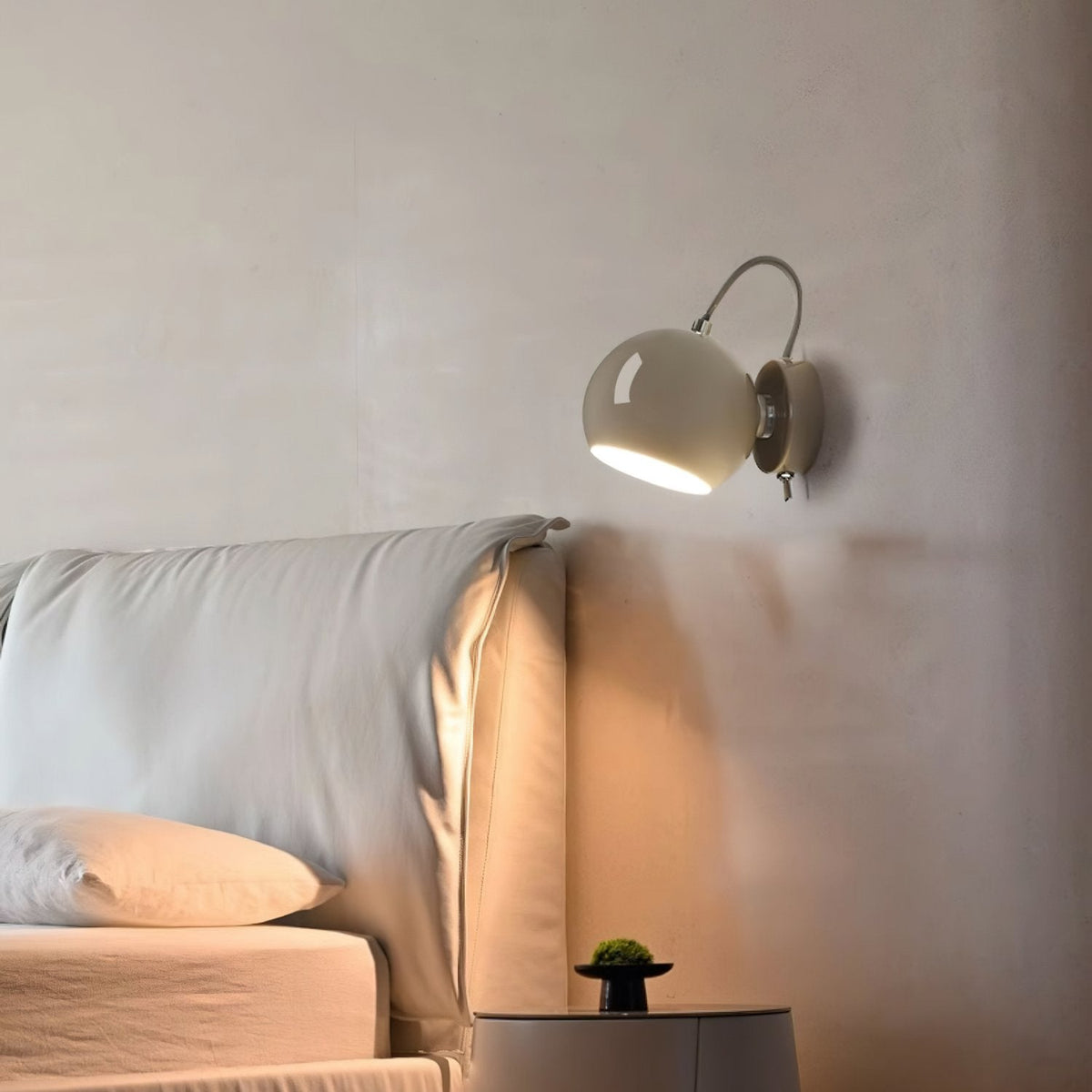 Spherical Wall Lamp