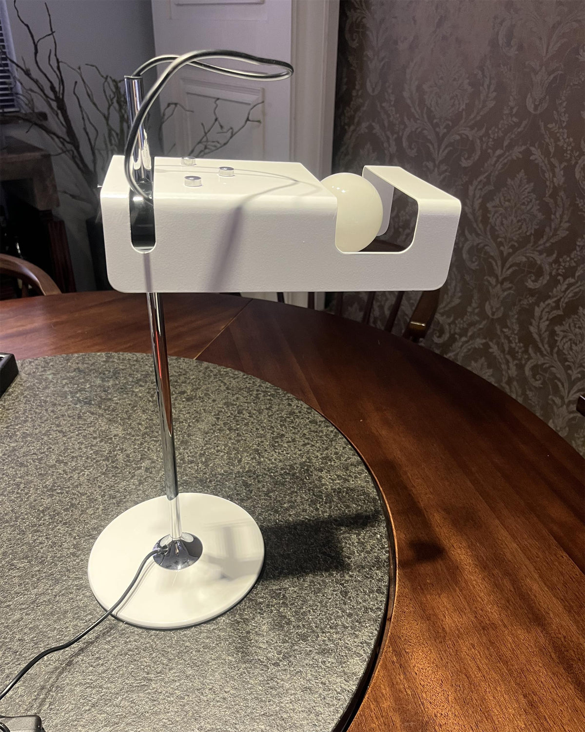 spider-table-lamp