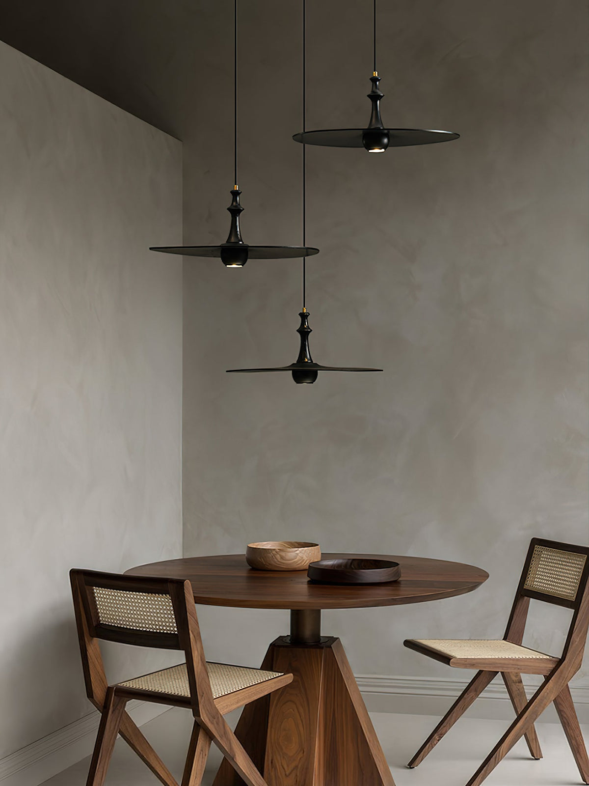 Spindle Disc Wood Pendant Light – Modern Minimalist Ceiling Lamp