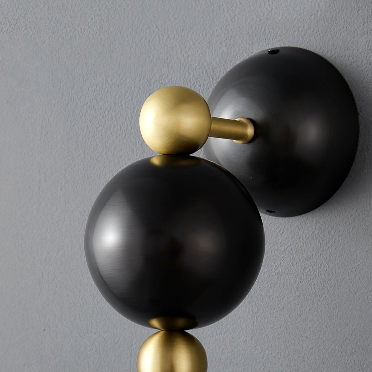 spindle-wall-lamp