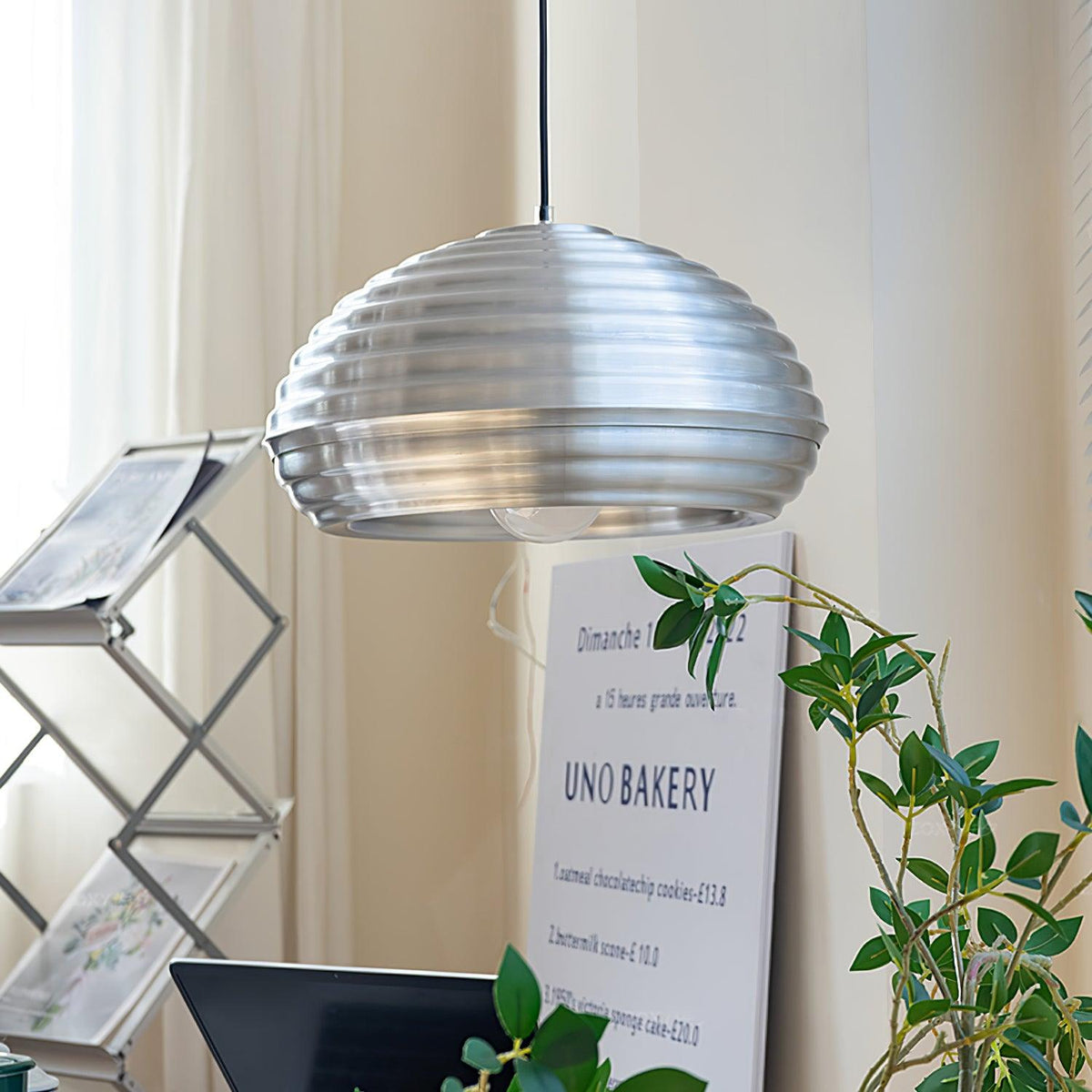 Splugen Modern Aluminum Pendant Light for Dining Room and Kitchen Island