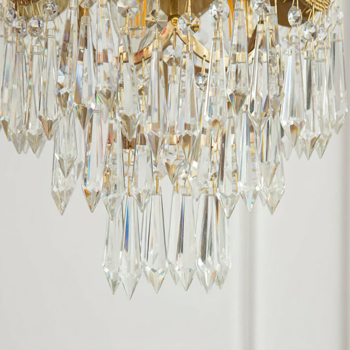 stained-crystal-linear-pendant-lamp