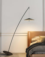 steadfast-floor-lamp