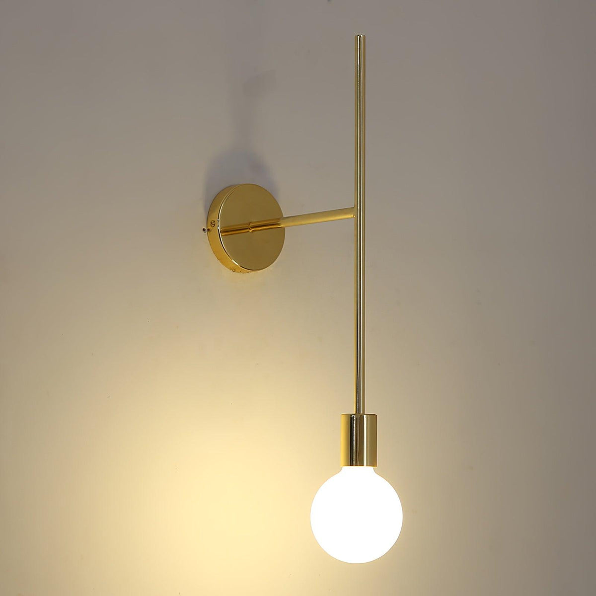 step-kick-wall-lamp