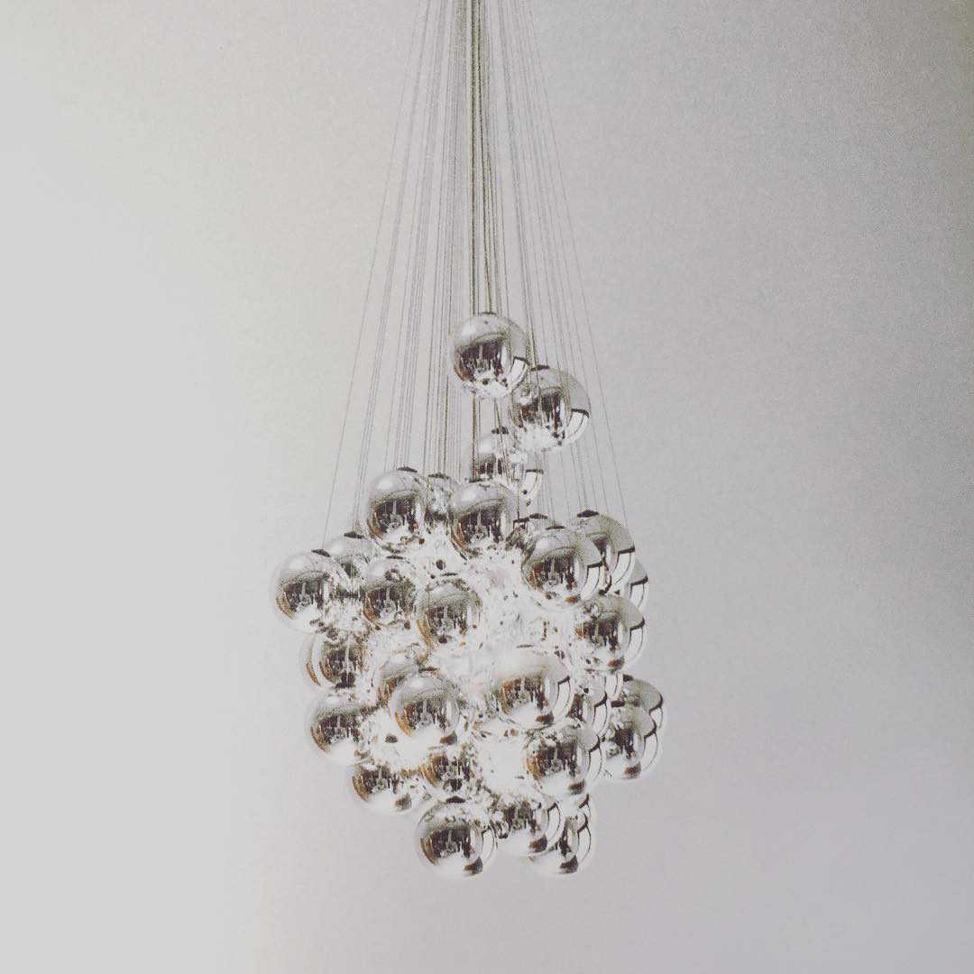 Stochastic Chandeliers