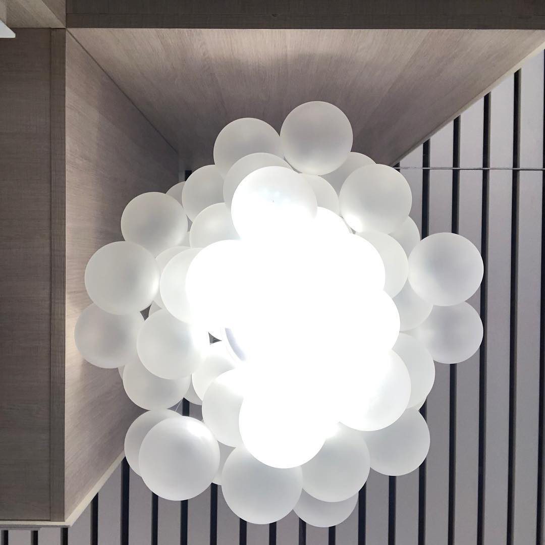 Stochastic Chandeliers