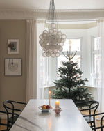 Stochastic Chandeliers