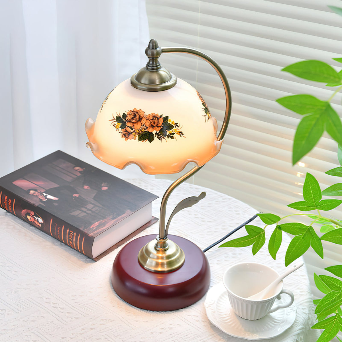 stolna-table-lamp