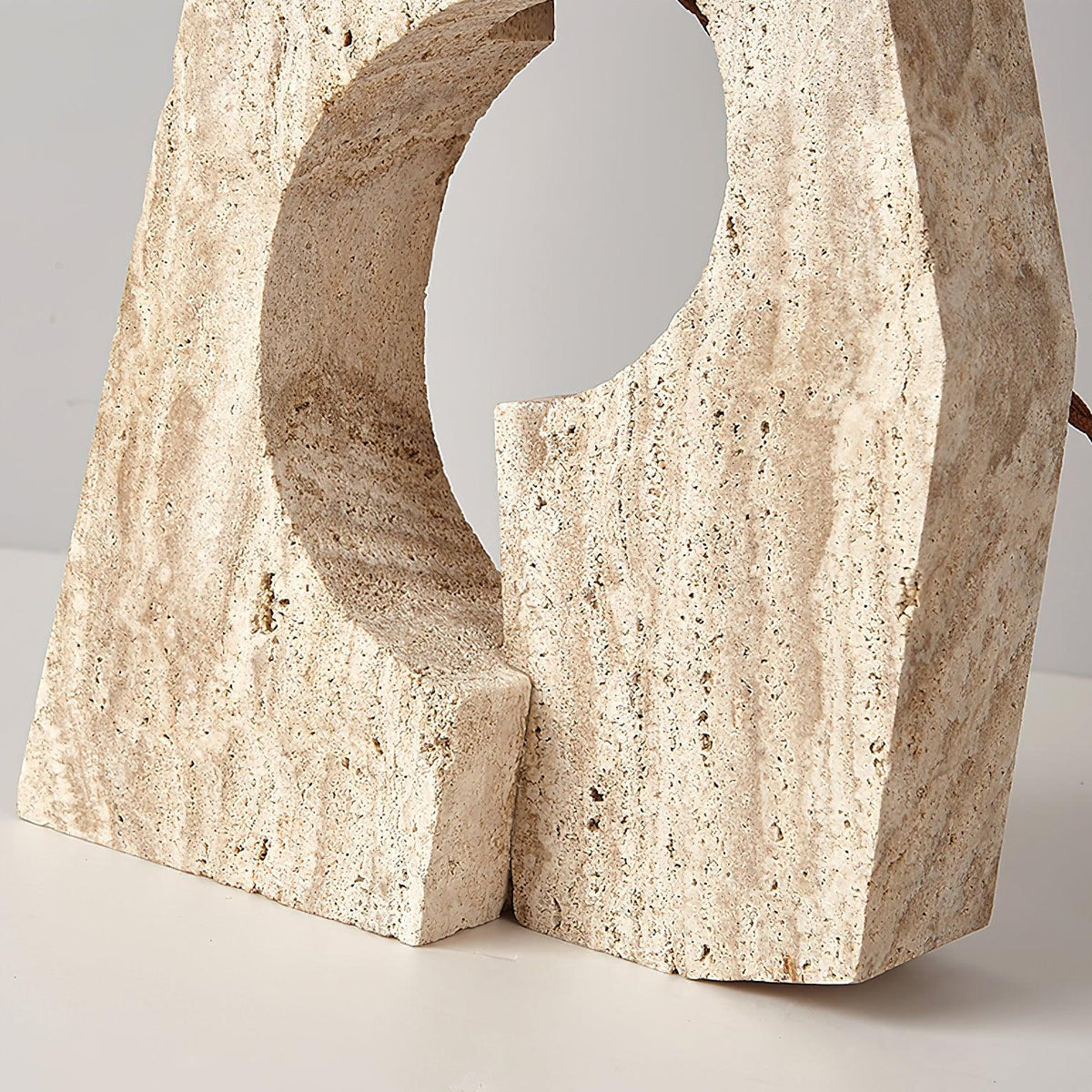 stone-pillar-table-lamp