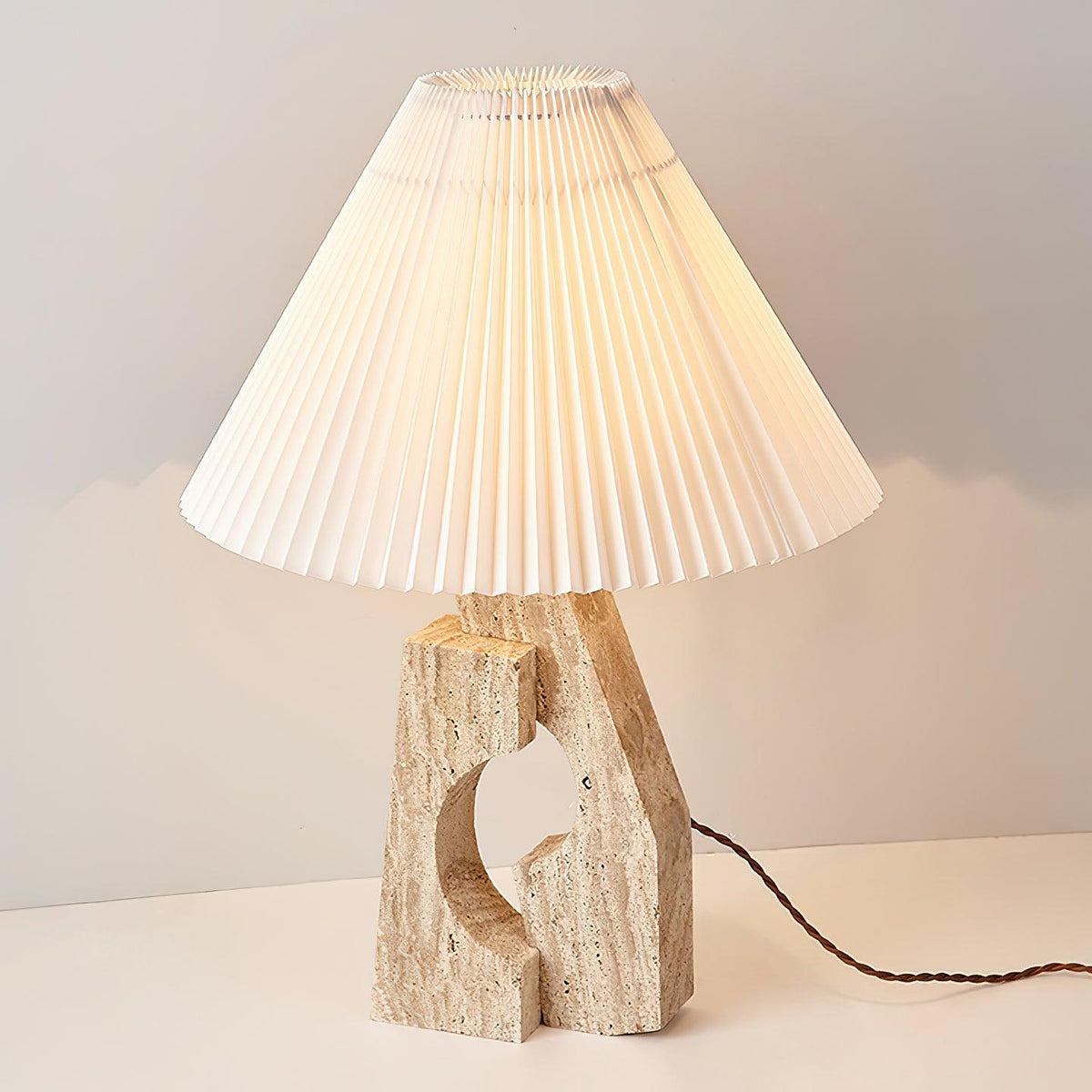 stone-pillar-table-lamp