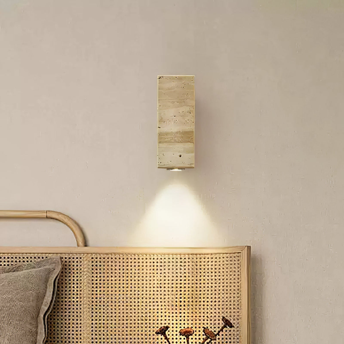 stone-wood-wall-lamp