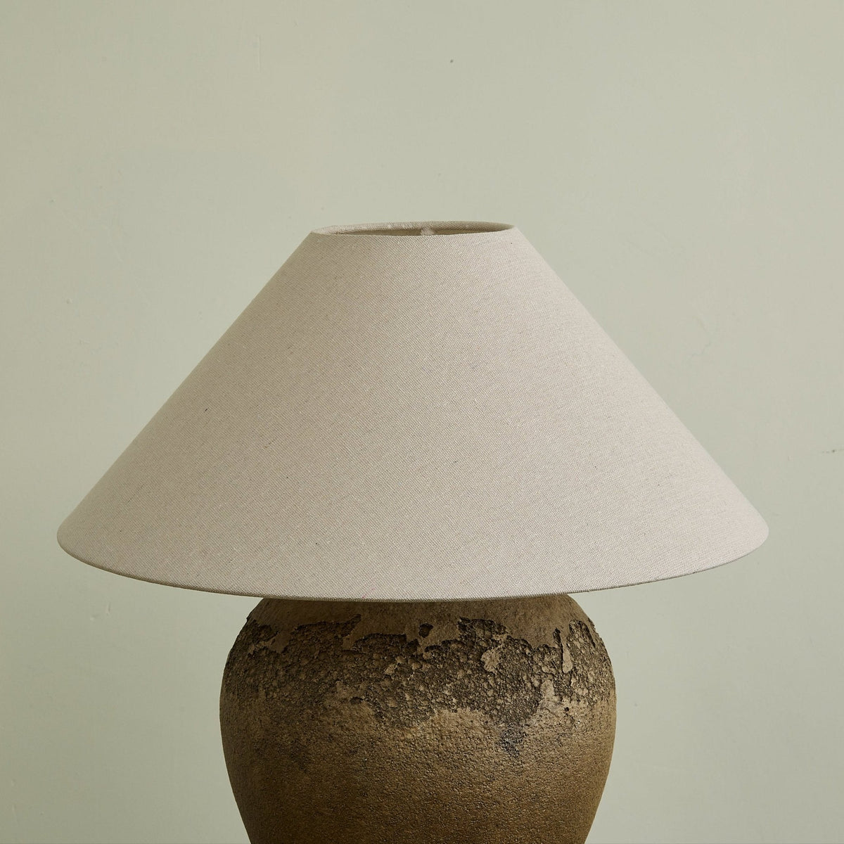 Stoneveil Ceramic Table Lamp with Linen Shade for Bedroom and Living Room