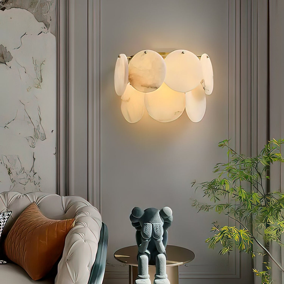 Strata Lumina Alabaster Wall Sconce in Brass Finish