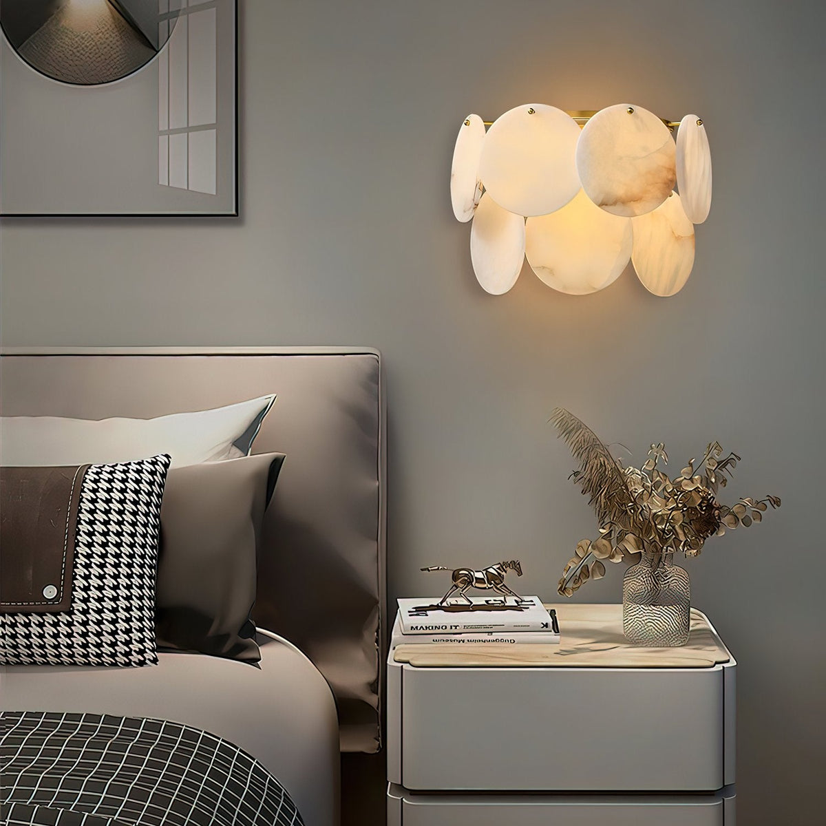 Strata Lumina Alabaster Wall Sconce in Brass Finish