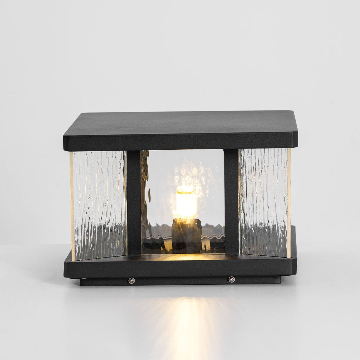 Stratos Square Outdoor Light – Modern Geometric LED Table Lamp for Patio & Garden