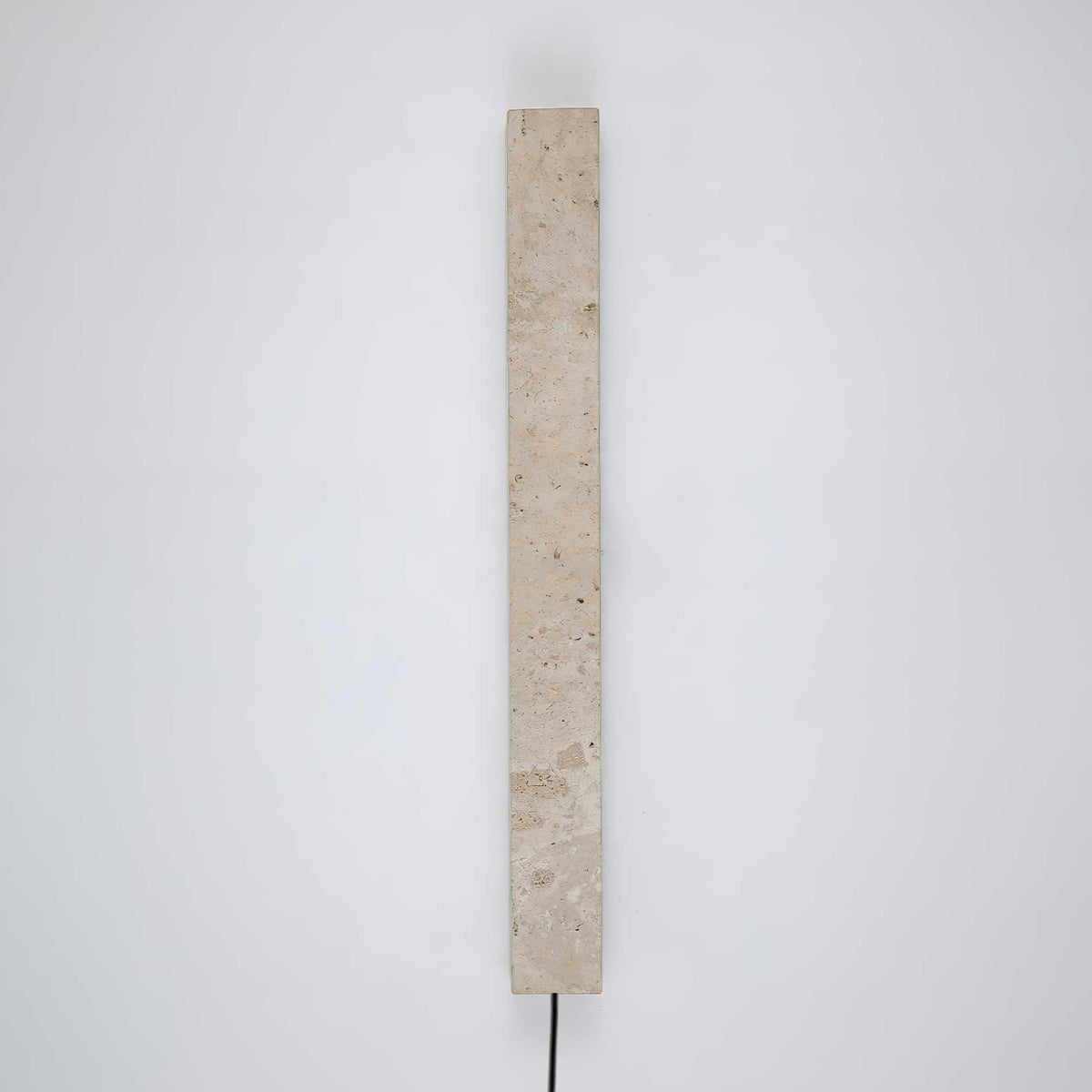 Stravik Plug-in Wall Light in Yellow Travertine – Modern LED Sconce