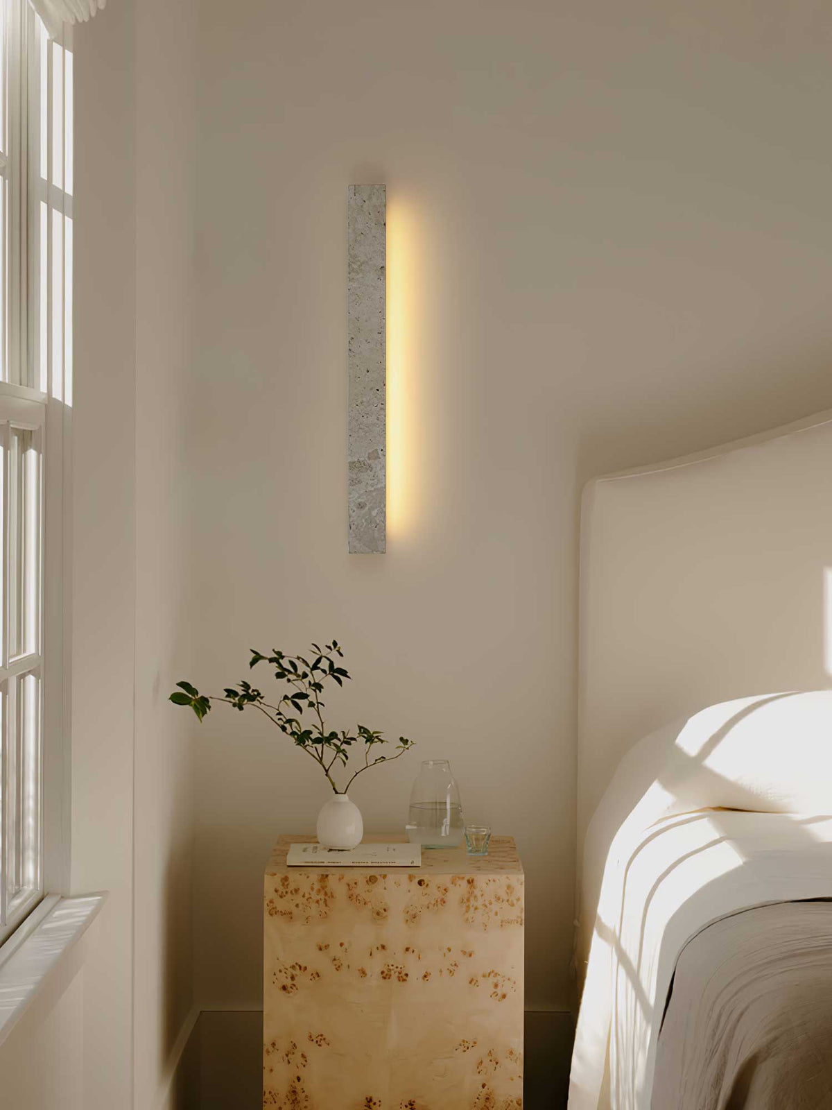 Stravik Wall Light in Natural Travertine – Modern Minimalist LED Sconce