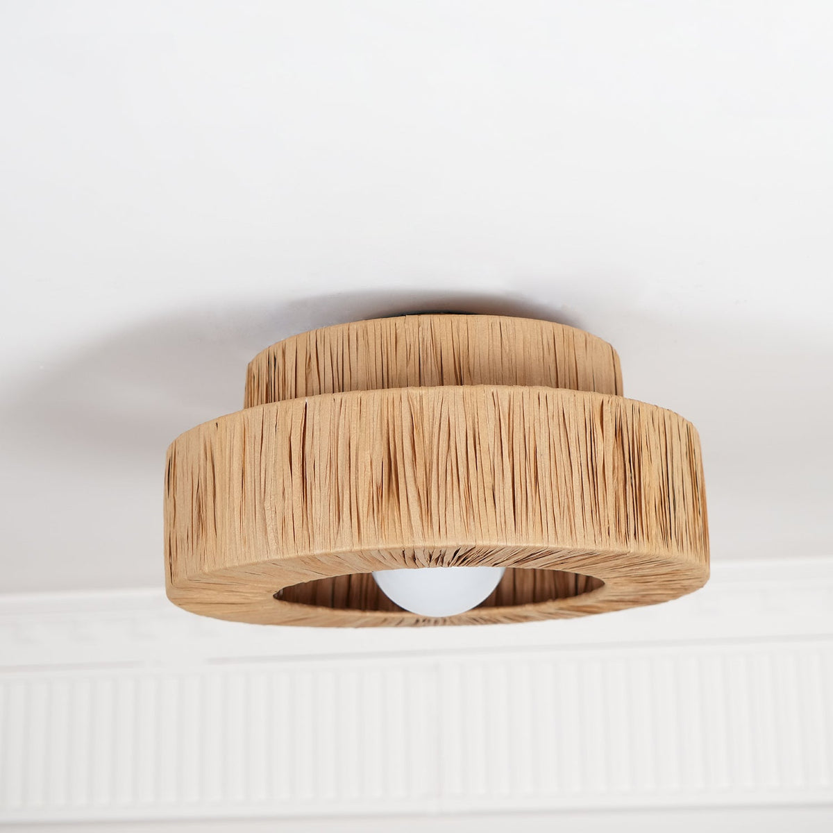 Handwoven Raffia Ceiling Lamp – Natural Straw Pendant Light for Modern Interiors