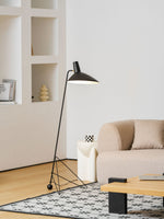 svelte-noir-floor-lamp